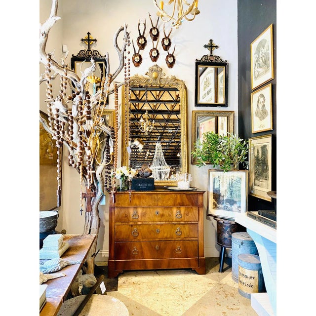 French Philippe Hand-Carved Beveled Mirror in Hand Gilt Frame For Sale - Image 11 of 13