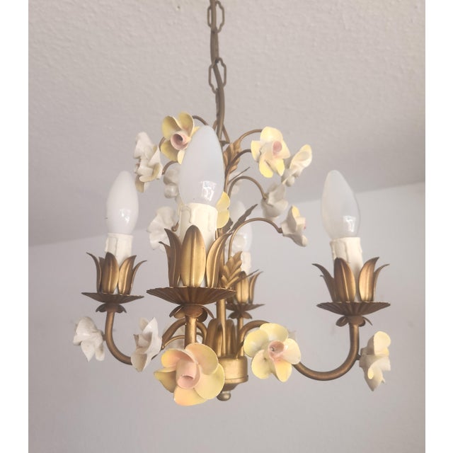 Vintage Shabby Chic Florentine Pendant Lamp Four-Armed with Gold-Tone Porcelain Roses, 1960s For Sale - Image 9 of 18