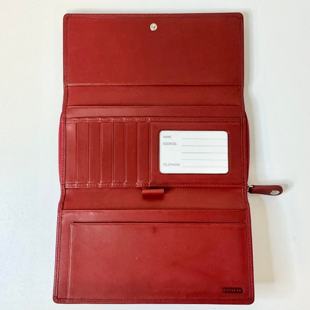 Metal 1996 Vintage Boho Chic Coach Red Leather Tri-Fold Checkbook, Cards & Coins Wallet For Sale - Image 7 of 12