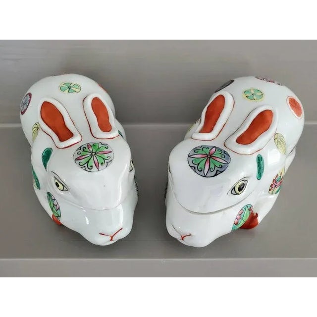 Japanese Antique Japanese Porcelain Rabbit Kogo Lidded Incense Box - a Pair For Sale - Image 3 of 11