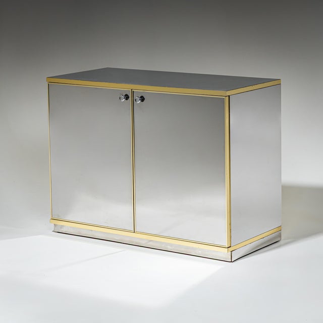 Mid-Century Modern Pair of Hollywood Regency Sideboards, Italy, 1970s For Sale - Image 3 of 10