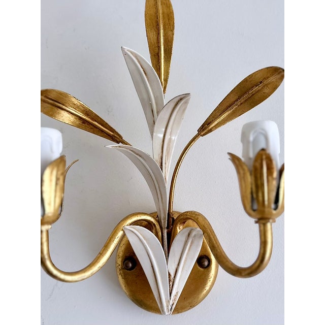 Italian Gilt and White Tole Two-Light Wall Sconces Masca, 1970s, Set of 2 For Sale - Image 6 of 17
