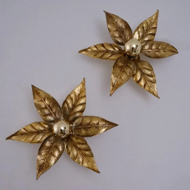 Brass Flowers Wall Light from Willy Daro, 1970s For Sale - Image 10 of 13