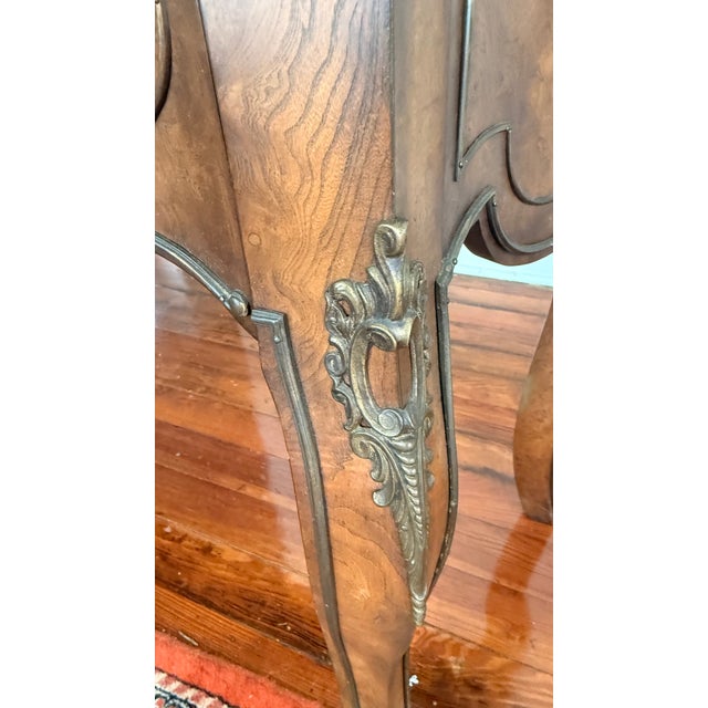 1970s Monumental Mastercraft Burl Wood & Black Marble Console Table, 80” For Sale - Image 14 of 16