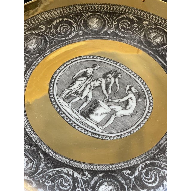 Gold Cammei Mythological Collection Plates in Ceramic and Gold Leaf, 1960s, Set of 6 For Sale - Image 8 of 18