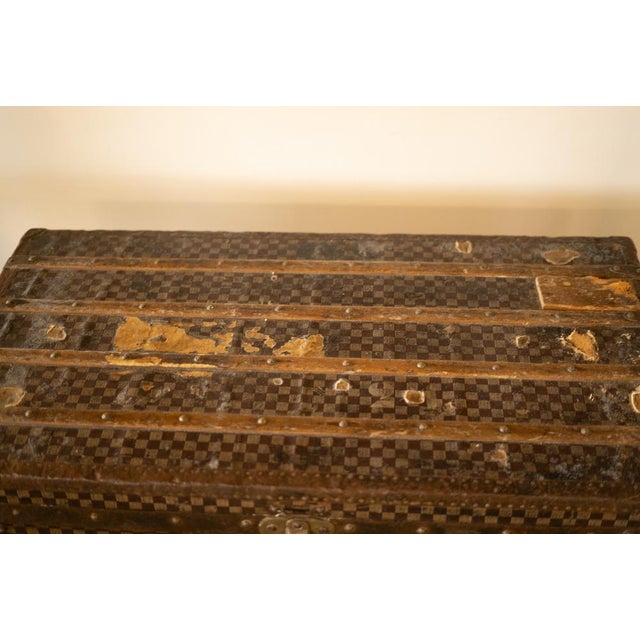 Large Vintage Transport Trunk from Louis Vuitton, 1960s For Sale - Image 17 of 18