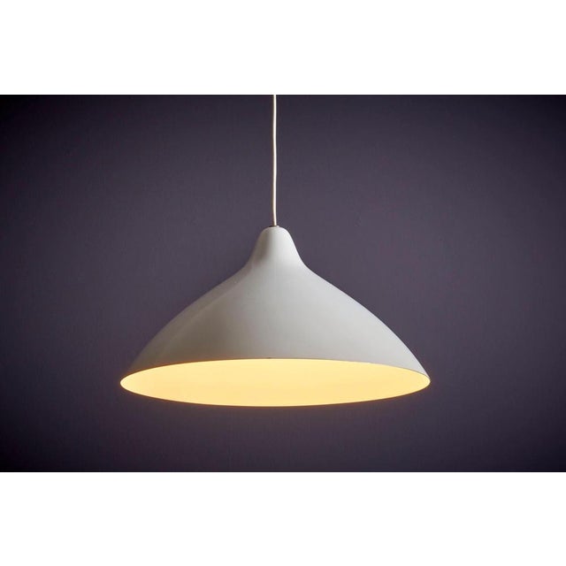 1960s White Pendant Lamp in Aluminum by Lisa Johansson-Pape for Orno, 1960s For Sale - Image 5 of 6