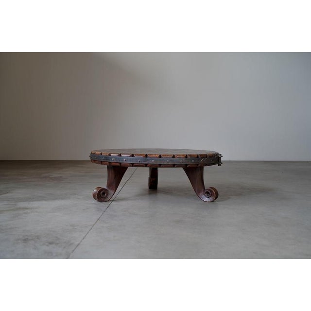 The table is in a good condition with some signs of usage normal to it’s age. W 120 x D 120 x H 44 cm