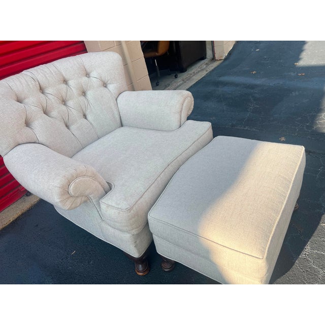 Elevate Your Home With the Timeless Elegance of This Classic Ethan Allen "Shawe" Living Room Set. For Sale - Image 10 of 12