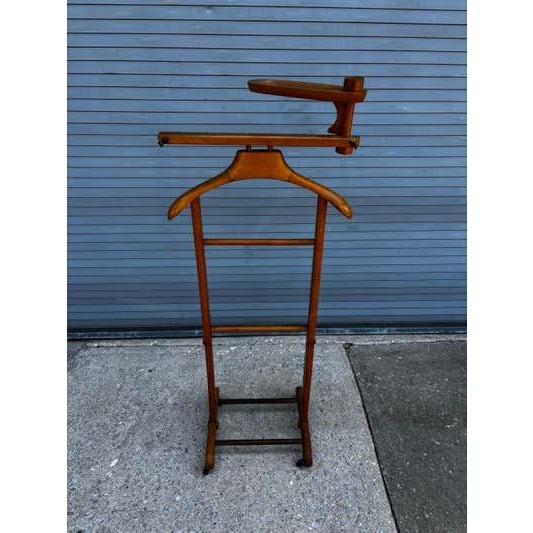 Italian Birch Valet, Mid-Century Modern Design, Rotating Tray, 1968 For Sale - Image 10 of 11