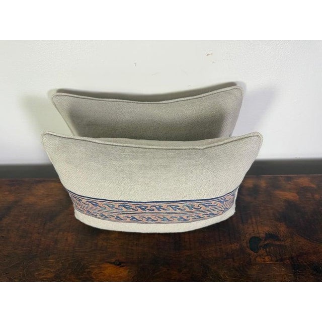 Mariano Fortuny Pair of Petite Linen Pillows With Authentic Vintage Fortuny Stripe $450per Set 1stDibs Estimate: $880 - $1,320 For Sale - Image 4 of 6