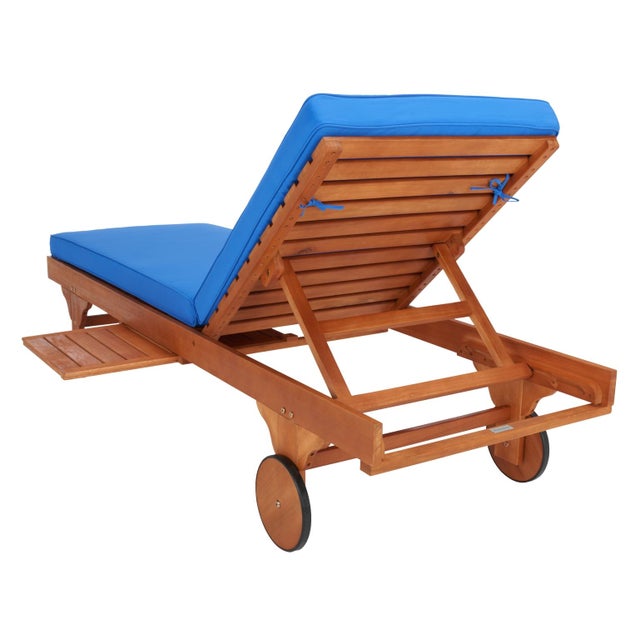 Modern Newport Chaise Lounge Chair with Side Table, Natural/Royal Blue Cushion For Sale - Image 3 of 13