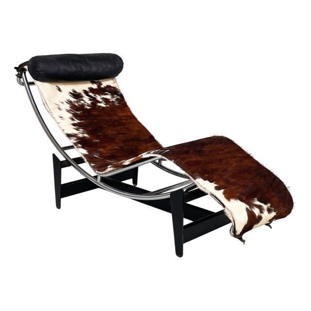 Italian Modern LC4 Chaise Lounge by Le Corbusier, Pierre Jeanneret and Charlotte Perriand for Cassina, 1970s For Sale