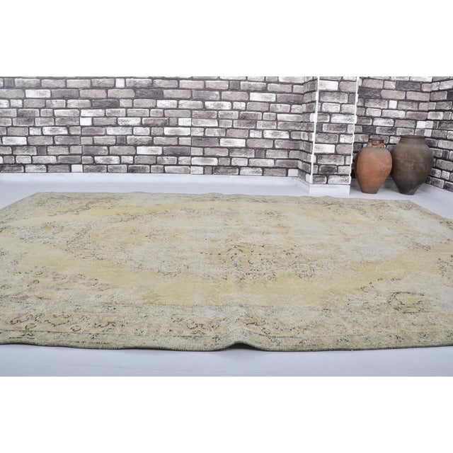 Textile 1950s Oushak Handknotted Floral Rug For Sale - Image 7 of 10
