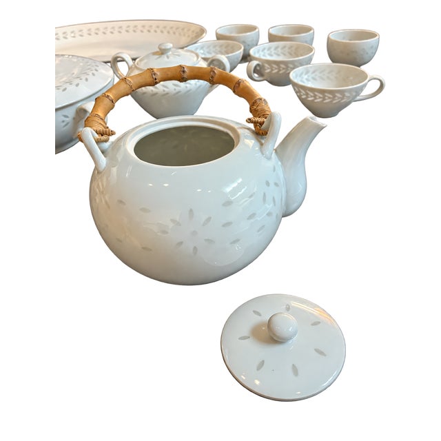 Off-white Vintage Seyei Fine China Cups, Bowls & Serving Dishes - 37 Pieces Collection For Sale - Image 8 of 12