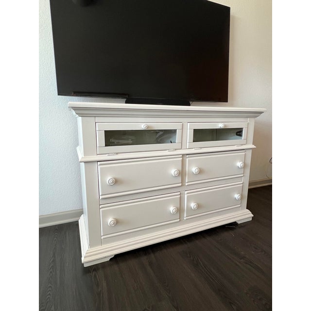 This piece was purchased from a local North Carolina shop in the heart of Furniture Land. It is a nice, solid, heavy...