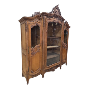 Antique French Louis XV Style Hand-Carved Walnut Vitrine Bookcase