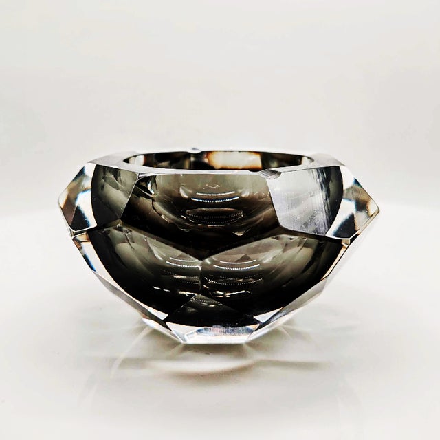 Ashtray or Catch-all in Murano Glass by Flavio Poli for Seguso. Stunning Submerged Gray color. 1960s, made in Italy....