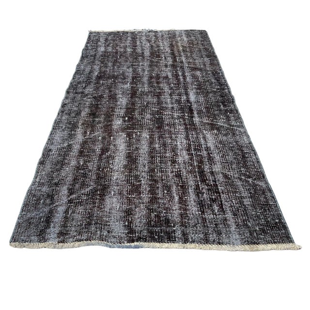 1970s Vintage Turkish Distressed Rug in Wool, 1970s For Sale - Image 5 of 11