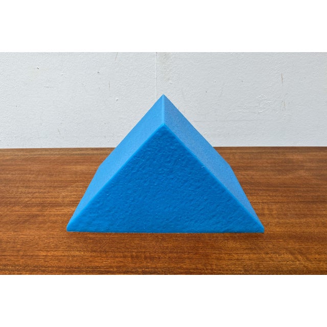 1980s Postmodern Blue Prism Shape Floor or Table Lamp from Heico, 1980s For Sale - Image 5 of 18