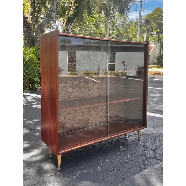 Lane Furniture Mid Century Modern Book Shelf or Display Case | by Lane Furniture For Sale - Image 4 of 12