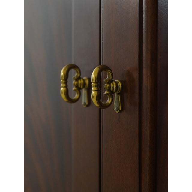 Wood Stickley Colonial Williamsburg Mahogany Entertainment Unit Armoire For Sale - Image 7 of 18