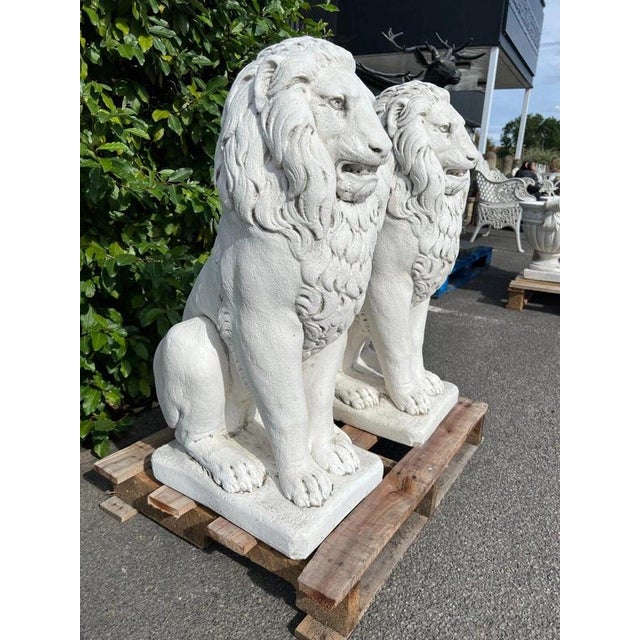Classical Seated Lion Garden Statues in White Cast Stone, Set of 2 For Sale - Image 4 of 13