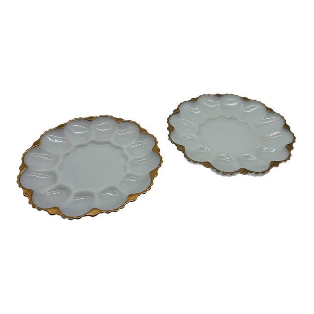 Classic style, yet modern enough to mix in well with any of your china patterns. Use for deviled eggs during Easter season...