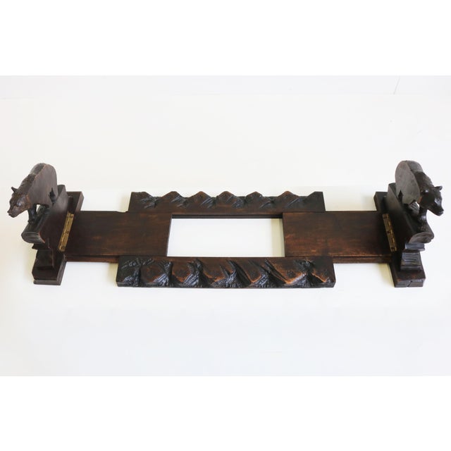 Antique Black Forest Bear Bookcase, 1890 For Sale - Image 3 of 11
