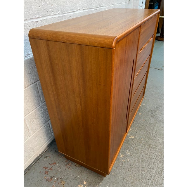 Mid-Century Teak Gentleman's Chest by the Sun Cabinet Co LTD For Sale - Image 16 of 18