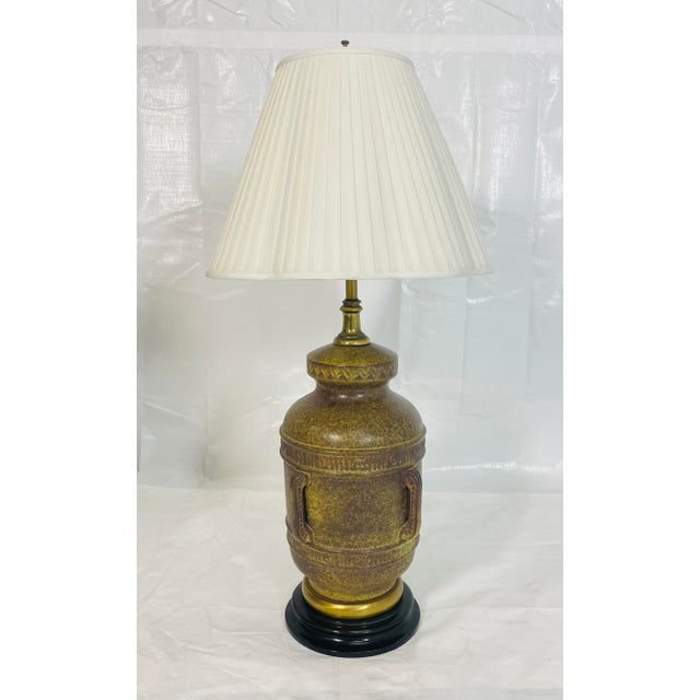 1960s Pair of Frederick Cooper Yellow-Green Glazed Ceramic Table Lamps, Vintage Mid-Ce For Sale - Image 5 of 9