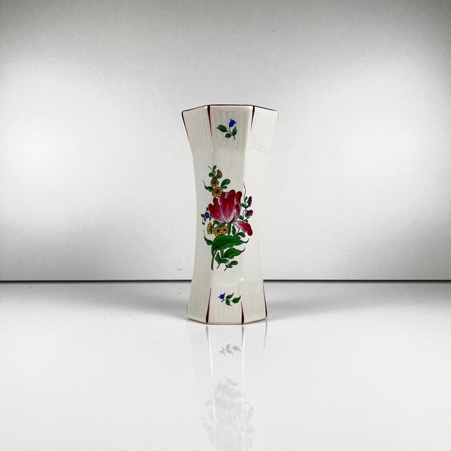 Small KG Lunéville tube vase, "Réverbère" model Dimensions: Diameter: 8.5 cm Height: 18 cm Very good overall condition,...