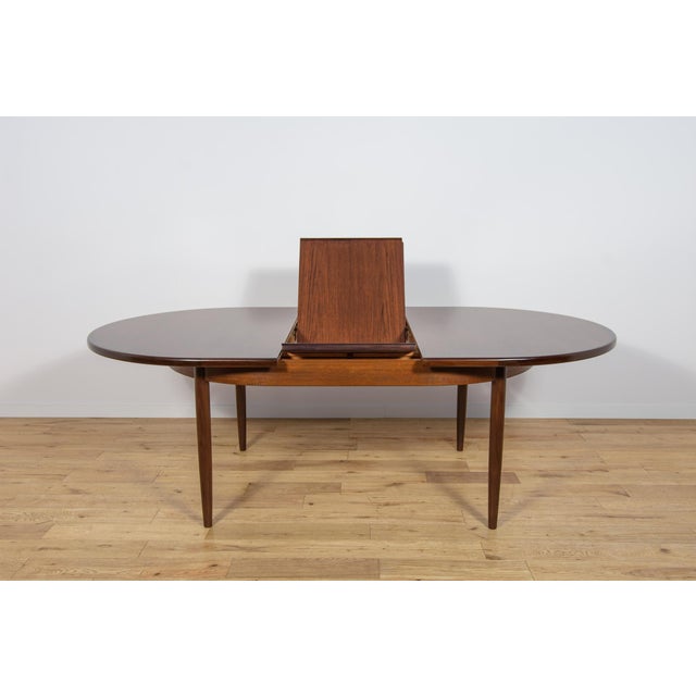 Brown Mid-Century Modern Teak Dining Table from G-Plan, United Kingdom, 1960s For Sale - Image 8 of 18