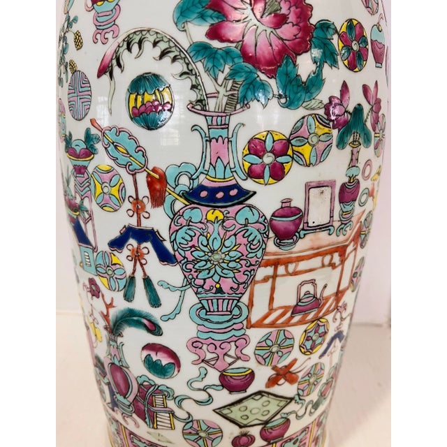 Handcrafted with precision and care, this Chinese porcelain vase is a true testament to the mastery of Chinese porcelain...