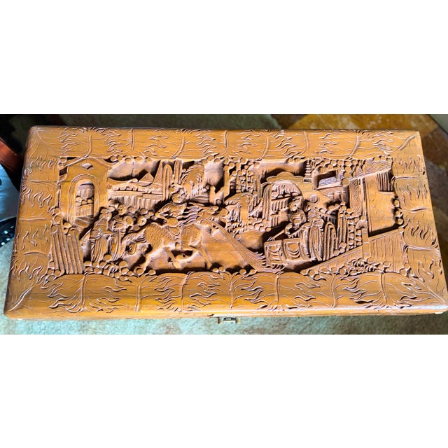 This is a Vintage 1940’s Chinese Glazed Wood Chest that measures apx 31” x 16” x 14”. It’s in very good condition as...