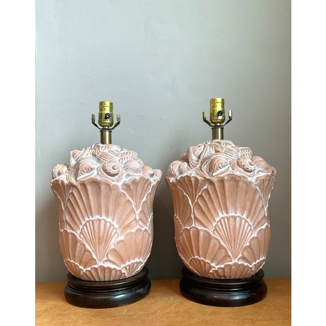 This vintage pair of Frederick Cooper shell lamps captures the relaxed elegance of mid-20th-century coastal design. Each...