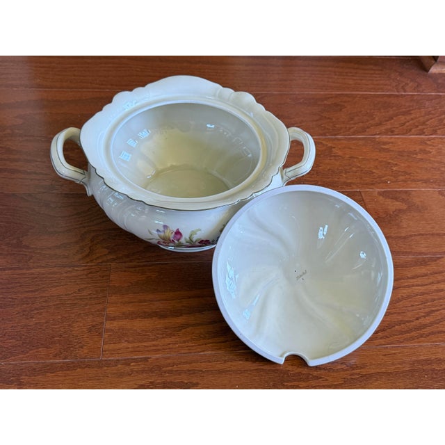 1940s Rare Rosenthal Elfenbein Viktoria Lombul Antique White Colored Soup Tureen Kronach Germany For Sale - Image 5 of 12