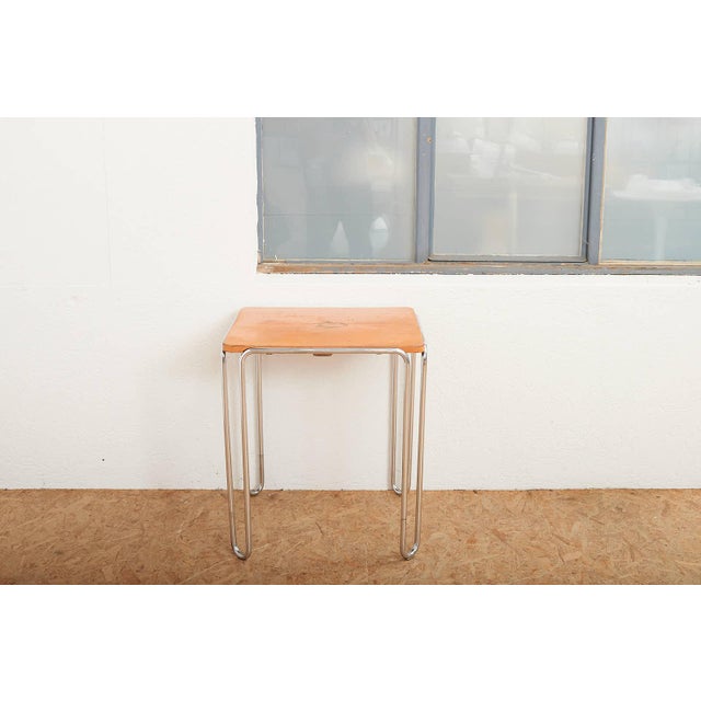 Loop Table B10 in Chrome-Plated Tubular Steel and Peach-Colored Lacquered Plywood by Marcel Breuer, 1927 For Sale - Image 13 of 14