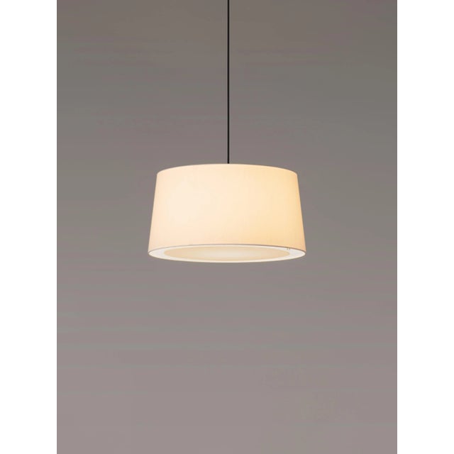 Contemporary White GT6 Pendant Lamp by Santa & Cole For Sale - Image 3 of 7