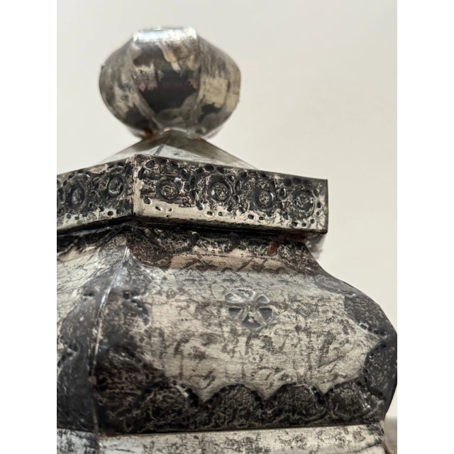 Silver Mid 20th Century Silvered Metal & Glass Hexagonal Display Vitrine/Display For Sale - Image 8 of 9