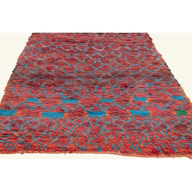 Berber Tribes of Morocco Vintage Boujad Boucherouite Moroccan Rug, 03'03 X 09'03 For Sale - Image 4 of 10
