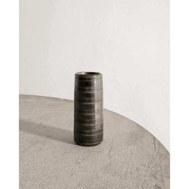 Mid-Century Swedish Brown Stoneware Cylinder Vase by Arthur Andersson for Wallåkra, 1940s For Sale - Image 6 of 6