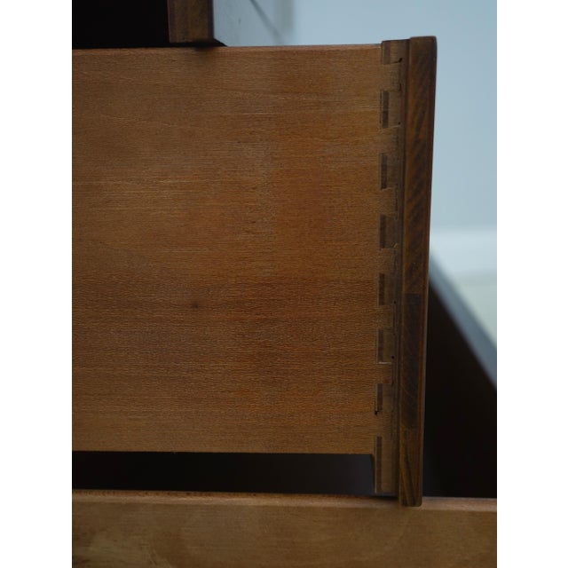 1980s Henredon Campaign Style Oak 2 Over 2 Drawer Chest For Sale - Image 5 of 18