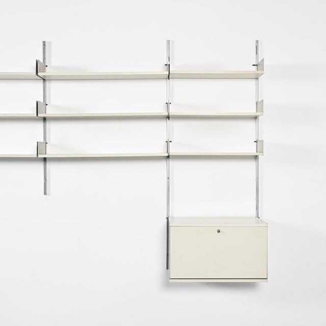 Cream Wall-Mounted Bookcase 606 by Dieter Rams for Vitsoe, 1970 For Sale - Image 8 of 16