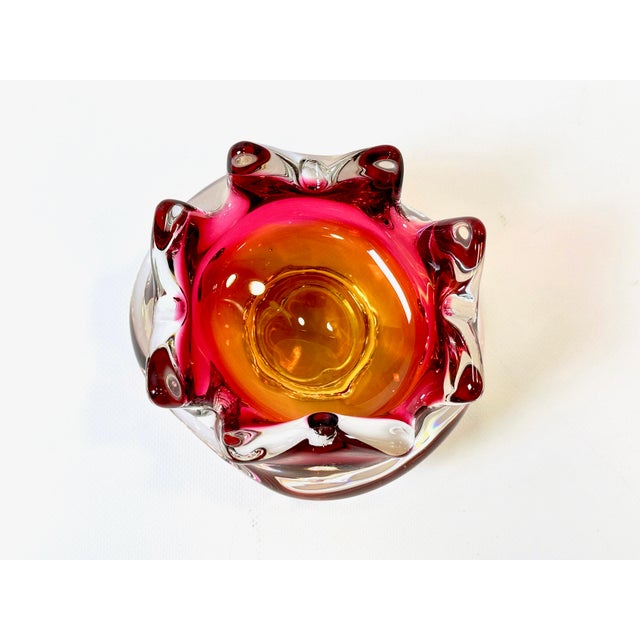 Art Glass Ashtray attributed to Josef Hospodka for Chribska Sklarna, 1960s For Sale - Image 6 of 7