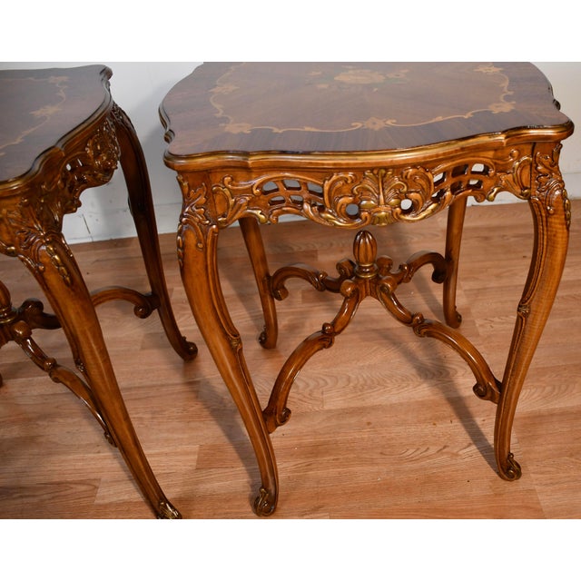 1930s French Louis XV Walnut & Satinwood Inlay Pair Side Tables / End Tables Tables For Sale - Image 13 of 14
