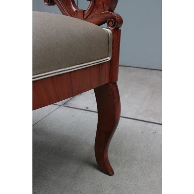 Early 19th Century Pair of Mahogany Empire Armchairs For Sale In New York - Image 6 of 11