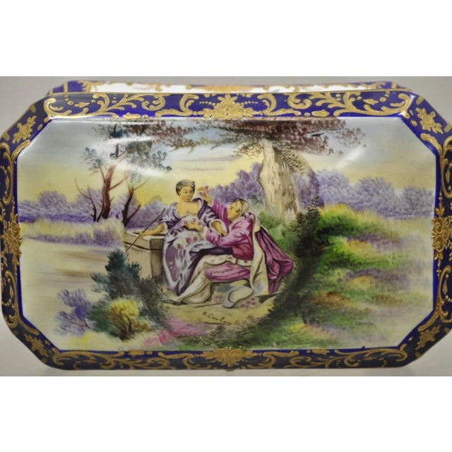 Victorian Antique French Victorian Porcelain Hand Painted Hinged Jewelry Trinket Box For Sale - Image 3 of 12