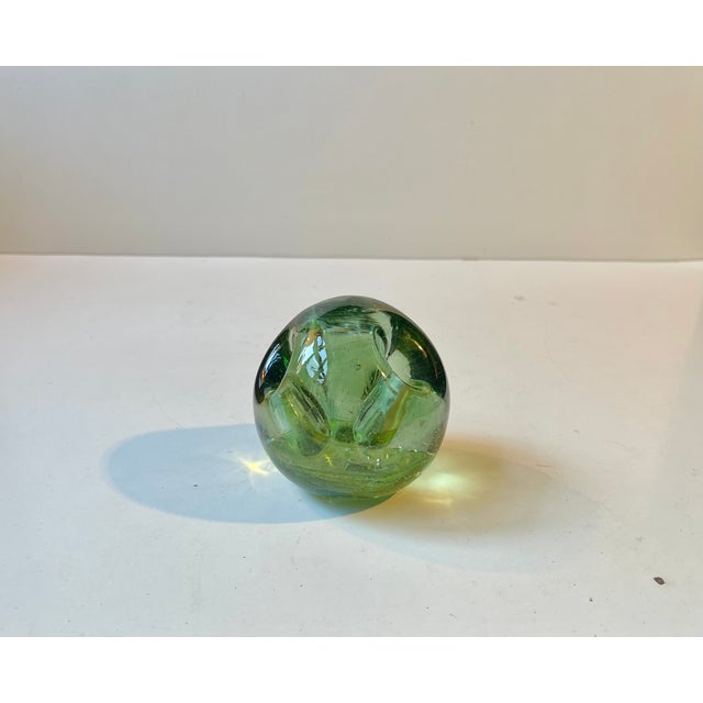 Vintage Apple Pen-Holder in Green Hand-Blown Glass, 1970s For Sale - Image 9 of 9