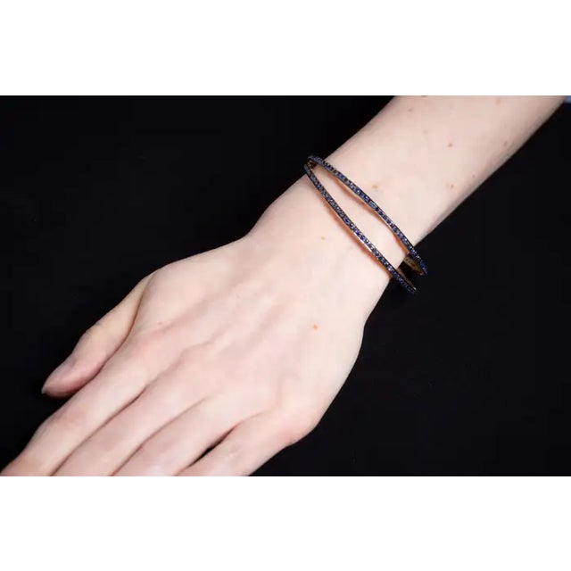 1990s 18k Gold Vermeil Sapphire Bangles For Sale - Image 4 of 5